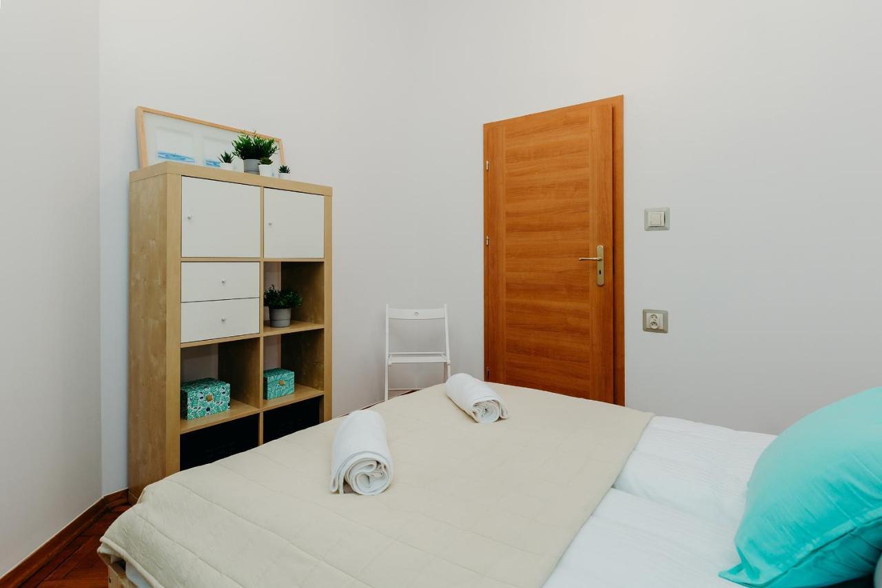 ורשה Shortstaypoland Klonowa מראה חיצוני תמונה